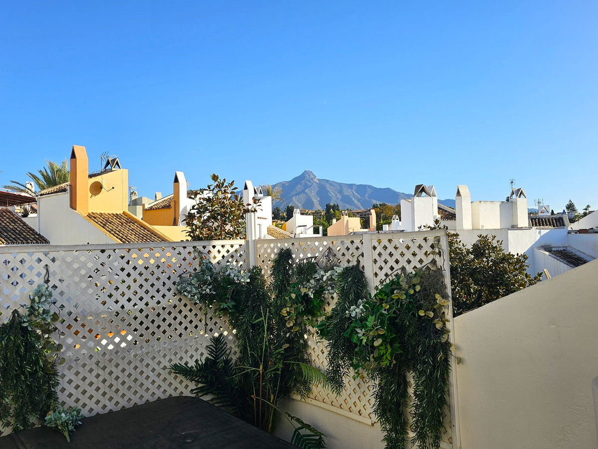Huis te koop in Nueva Andalucía | 5 slaapkamers H5184103