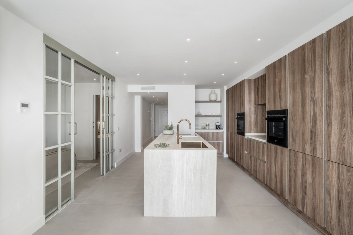 Appartement te koop in Nueva Andalucía | 3 slaapkamers H5185435