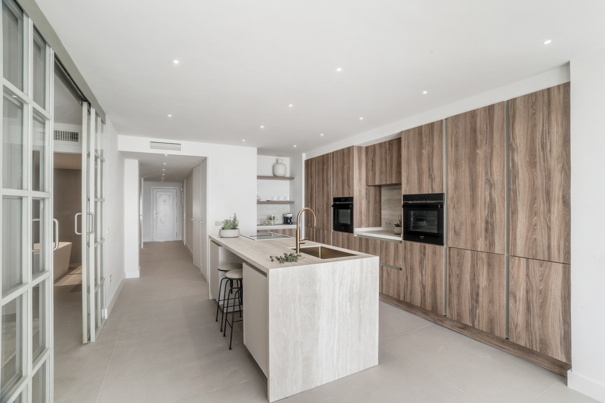 Appartement te koop in Nueva Andalucía | 3 slaapkamers H5185435