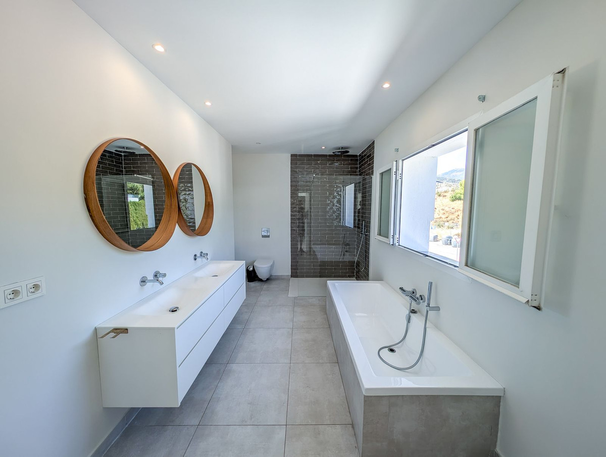 Property main view 47