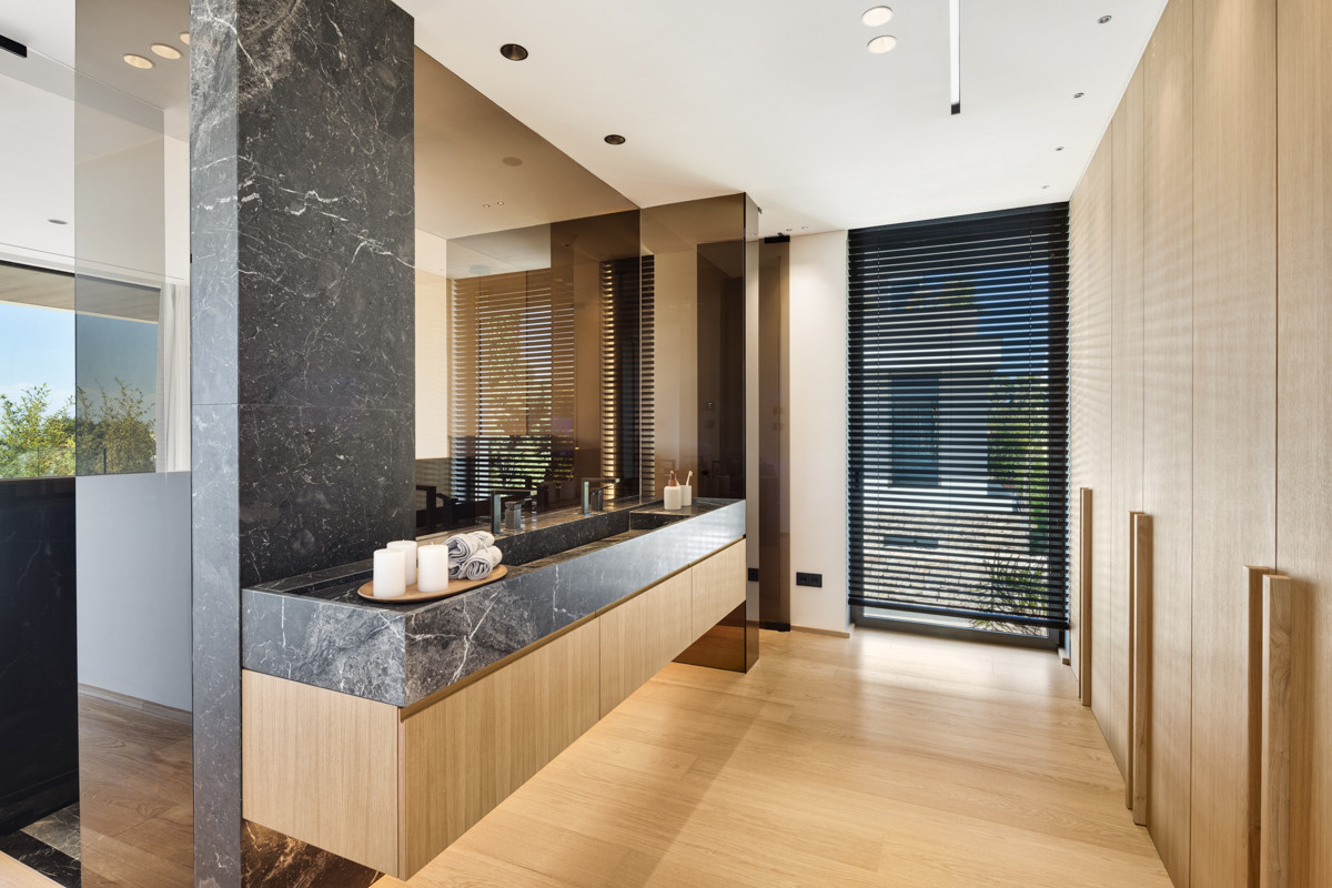 Huis te koop in Nueva Andalucía | 5 slaapkamers H5206774