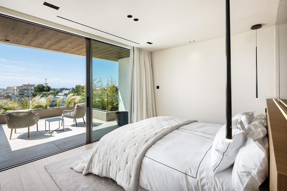 Huis te koop in Nueva Andalucía | 5 slaapkamers H5206774