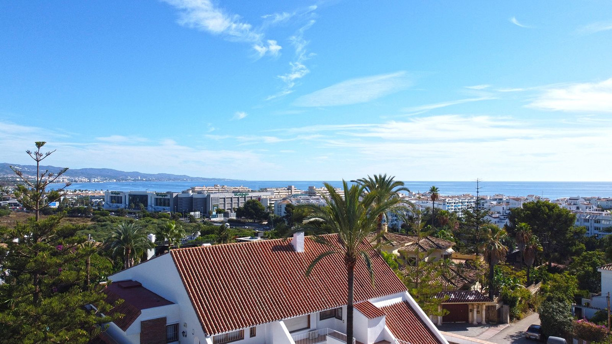 Huis te koop in Nueva Andalucía | 7 slaapkamers H5211730