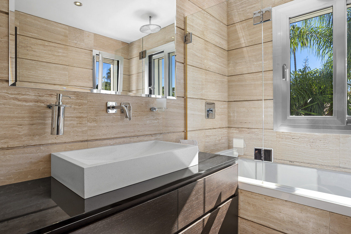 Property main view 33