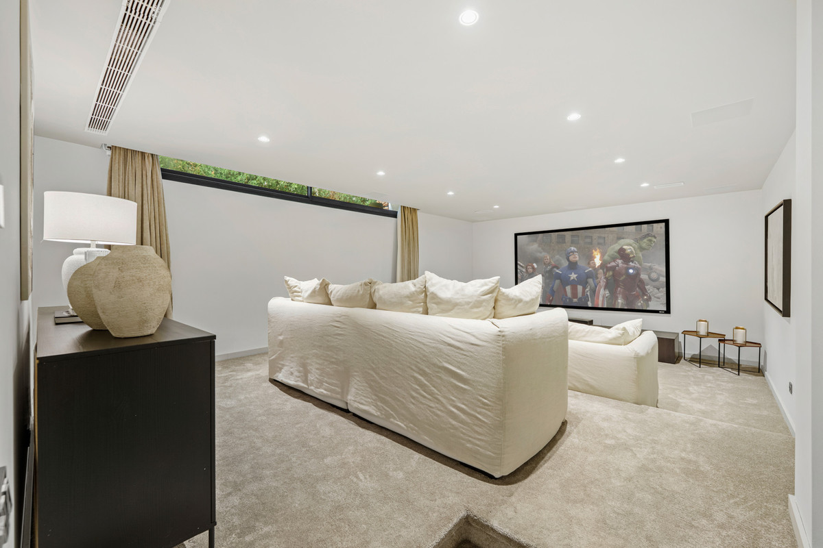 Property main view 33