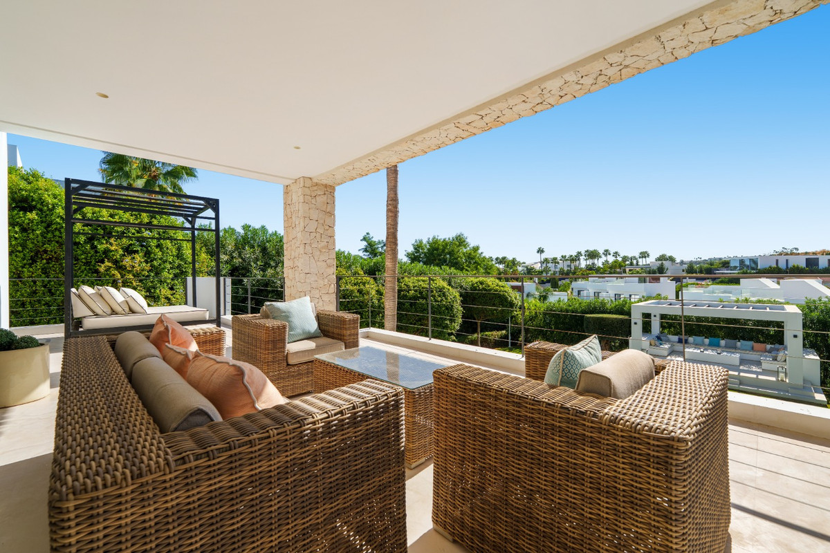 Huis te koop in Nueva Andalucía | 6 slaapkamers H5232697