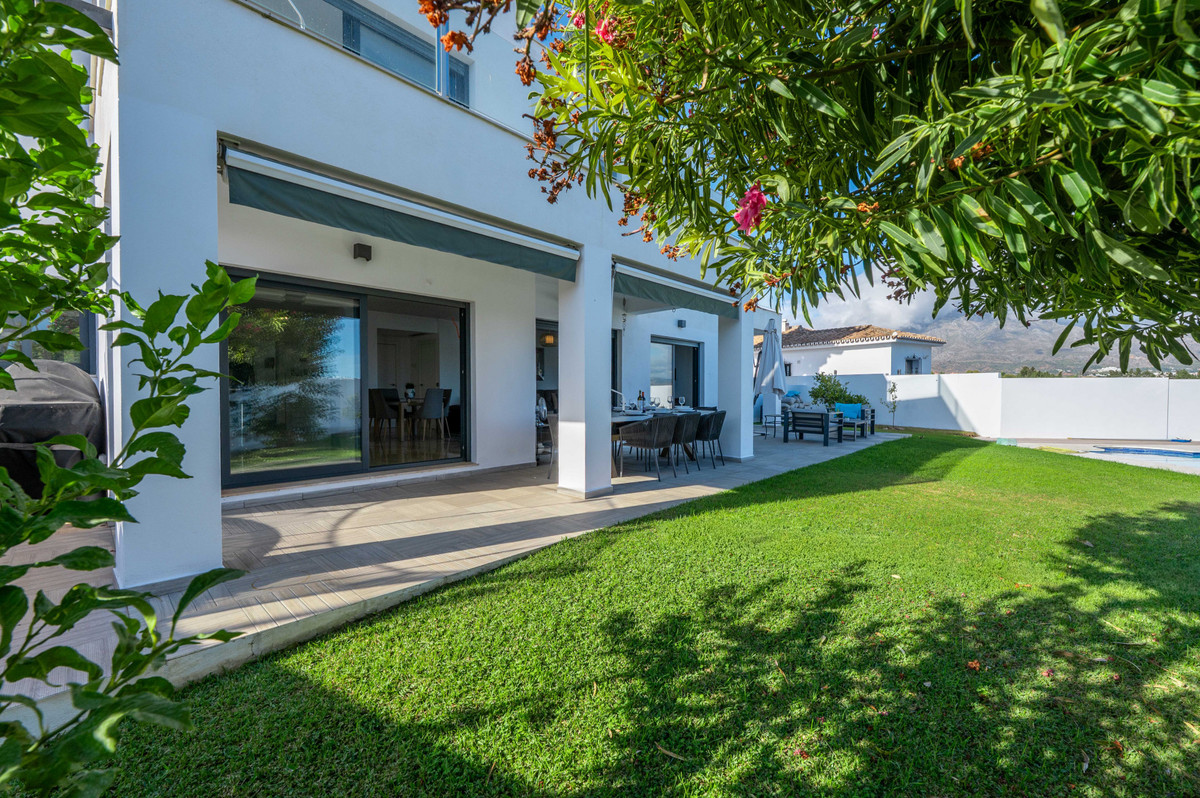 Huis te koop in Nueva Andalucía | 5 slaapkamers H5236993