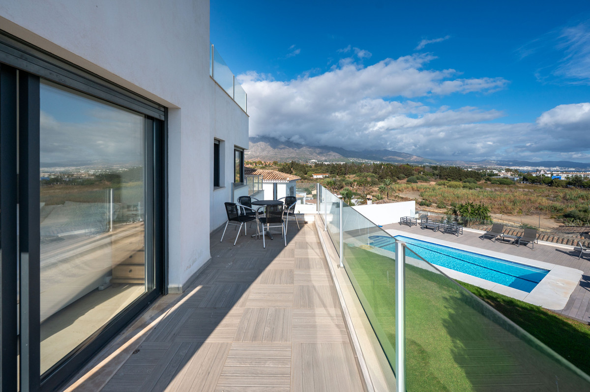 Huis te koop in Nueva Andalucía | 5 slaapkamers H5236993