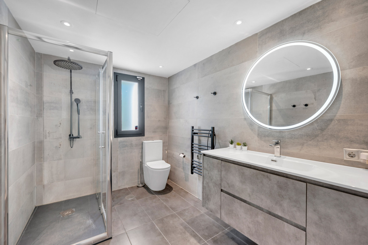 Huis te koop in Nueva Andalucía | 5 slaapkamers H5236993