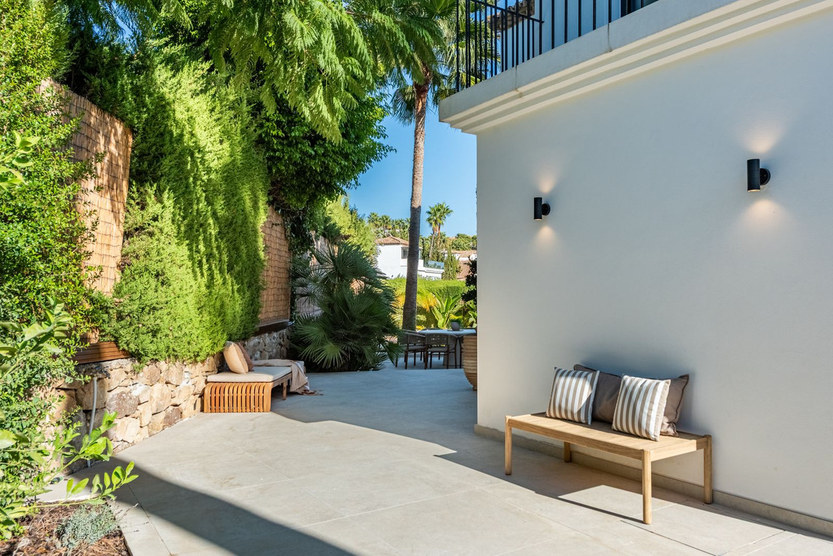 Property main view 44