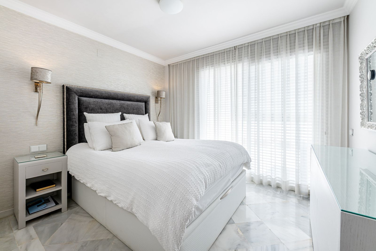 Huis te koop in Nueva Andalucía | 3 slaapkamers H5252425