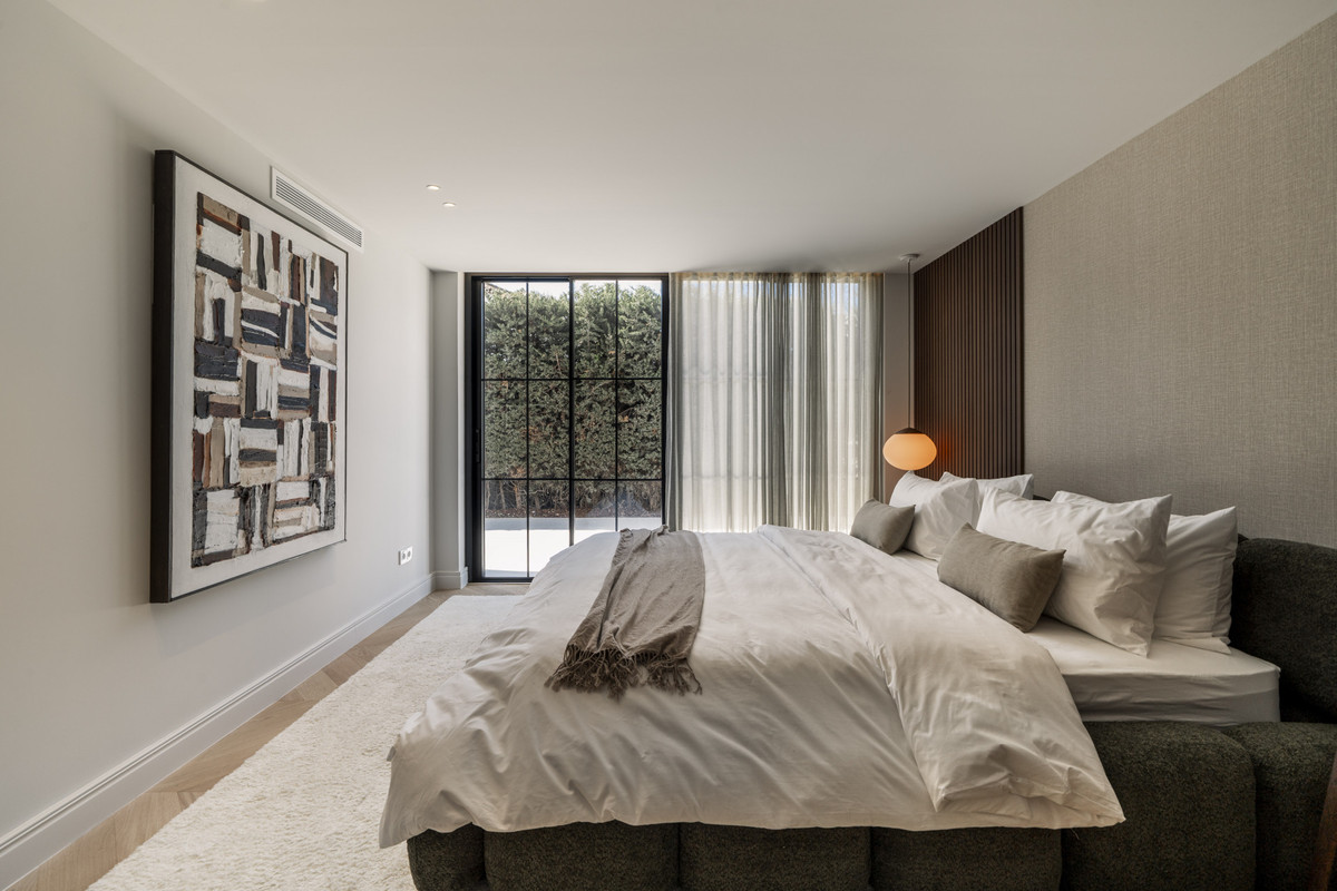 Huis te koop in Nueva Andalucía | 5 slaapkamers H5253808