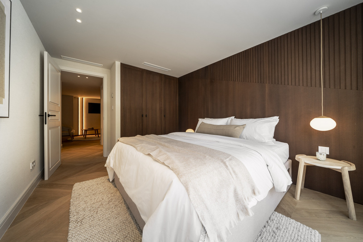 Huis te koop in Nueva Andalucía | 5 slaapkamers H5253808