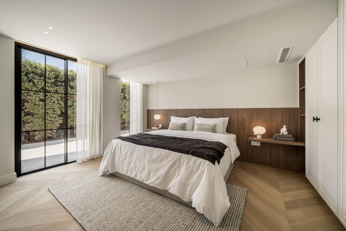 Huis te koop in Nueva Andalucía | 5 slaapkamers H5253808