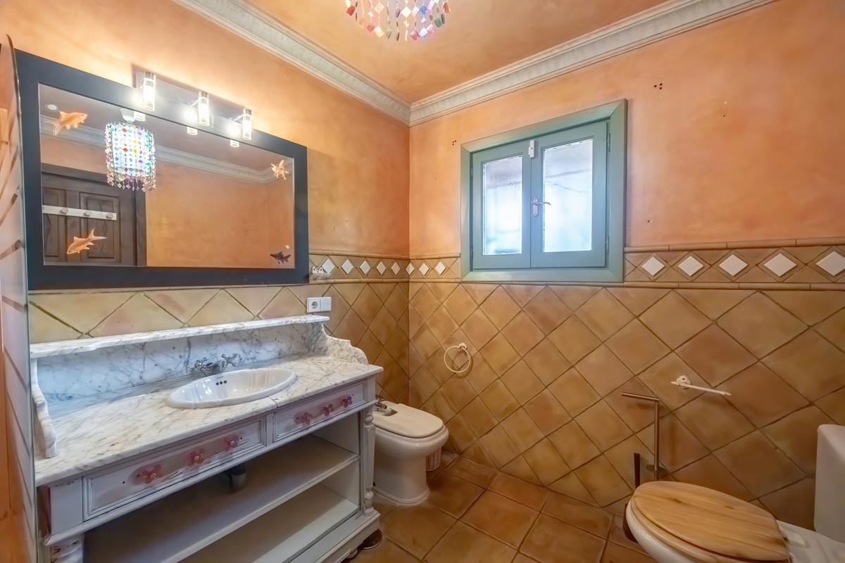 Huis te koop in Nueva Andalucía | 5 slaapkamers H5256244