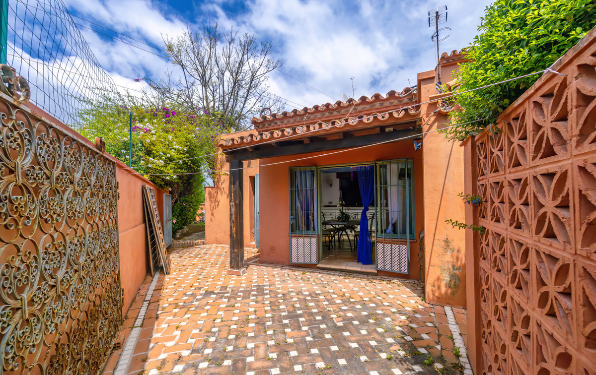 Huis te koop in Nueva Andalucía | 5 slaapkamers H5256244