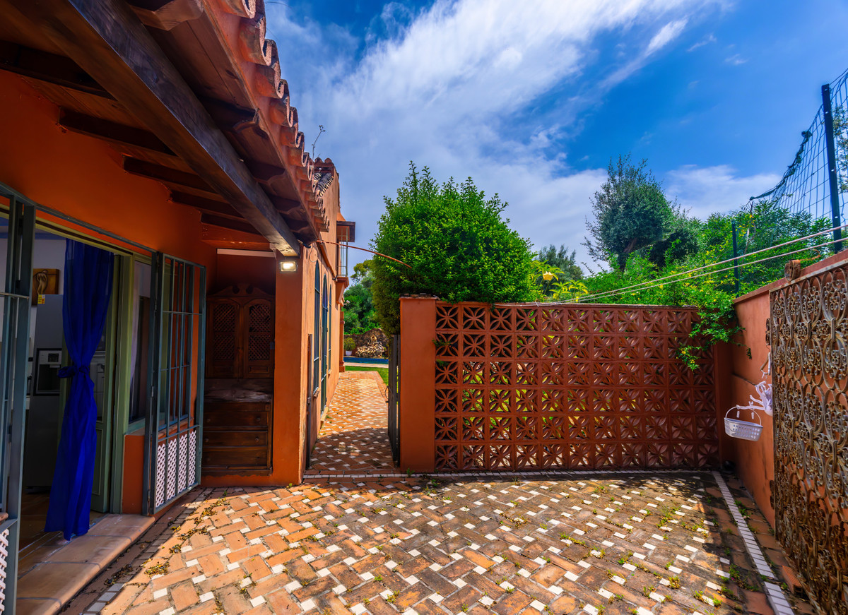 Huis te koop in Nueva Andalucía | 5 slaapkamers H5256244