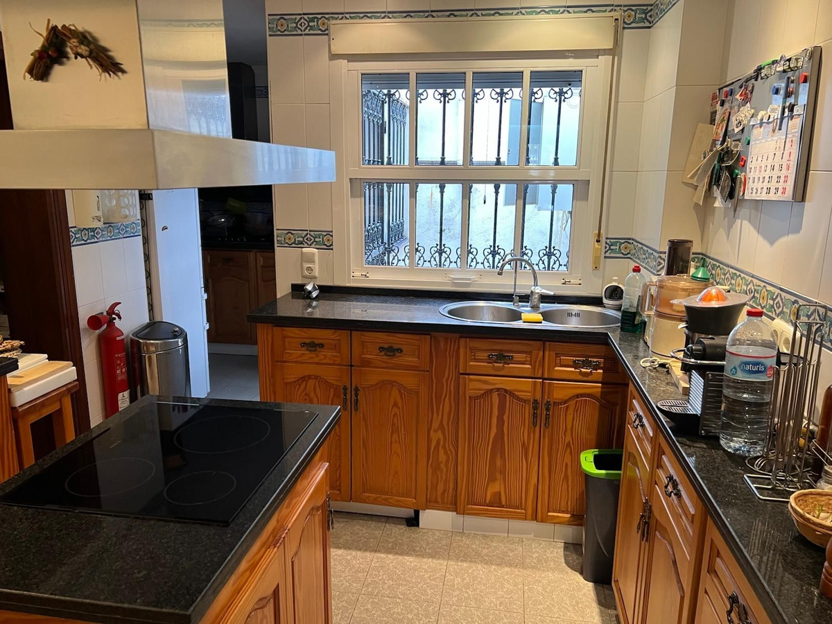 Huis te koop in Nueva Andalucía | 4 slaapkamers H5258344