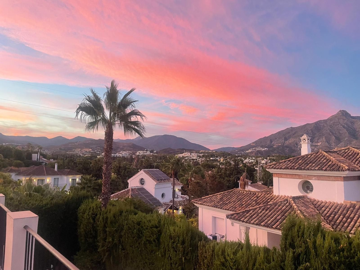 Appartement te koop in Nueva Andalucía | 5 slaapkamers H5264770