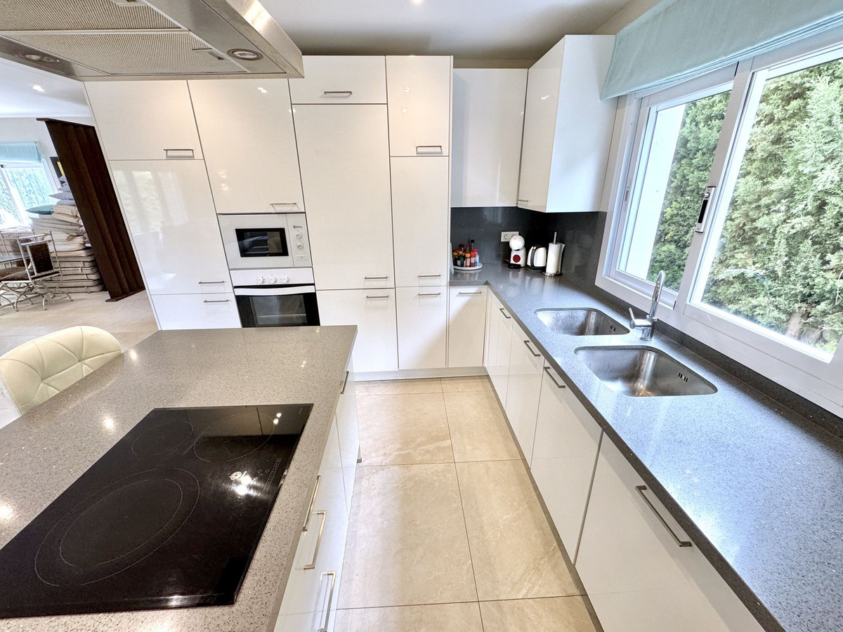 Appartement te koop in Nueva Andalucía | 5 slaapkamers H5264770