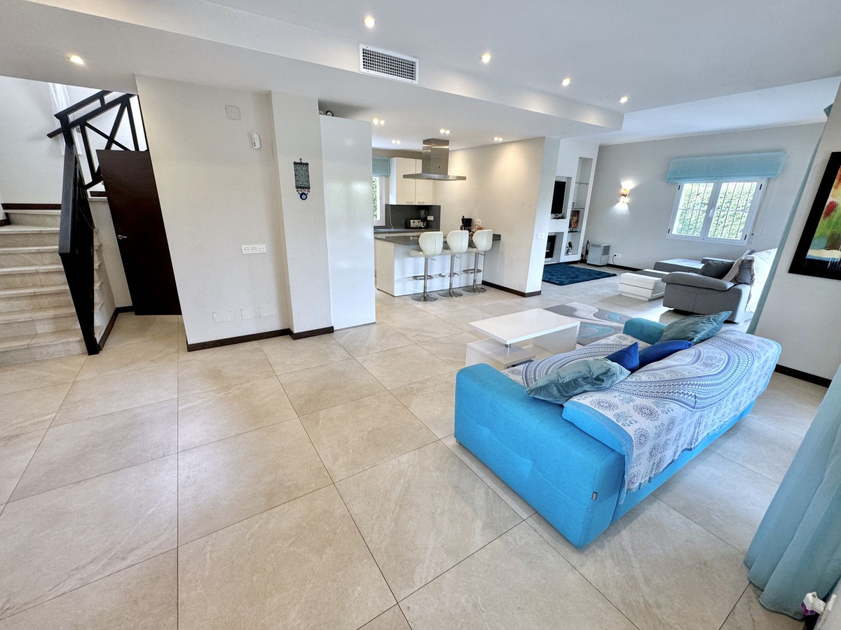 Appartement te koop in Nueva Andalucía | 5 slaapkamers H5264770