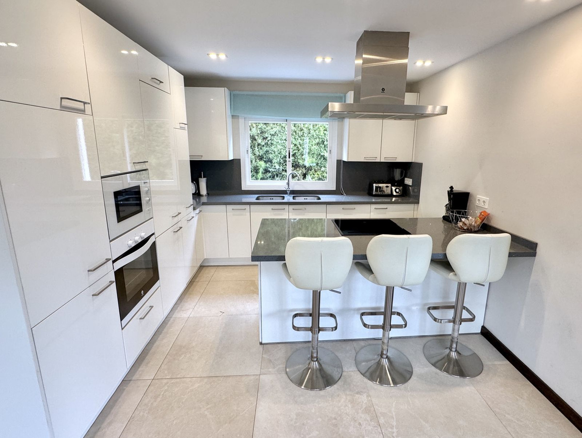 Appartement te koop in Nueva Andalucía | 5 slaapkamers H5264770