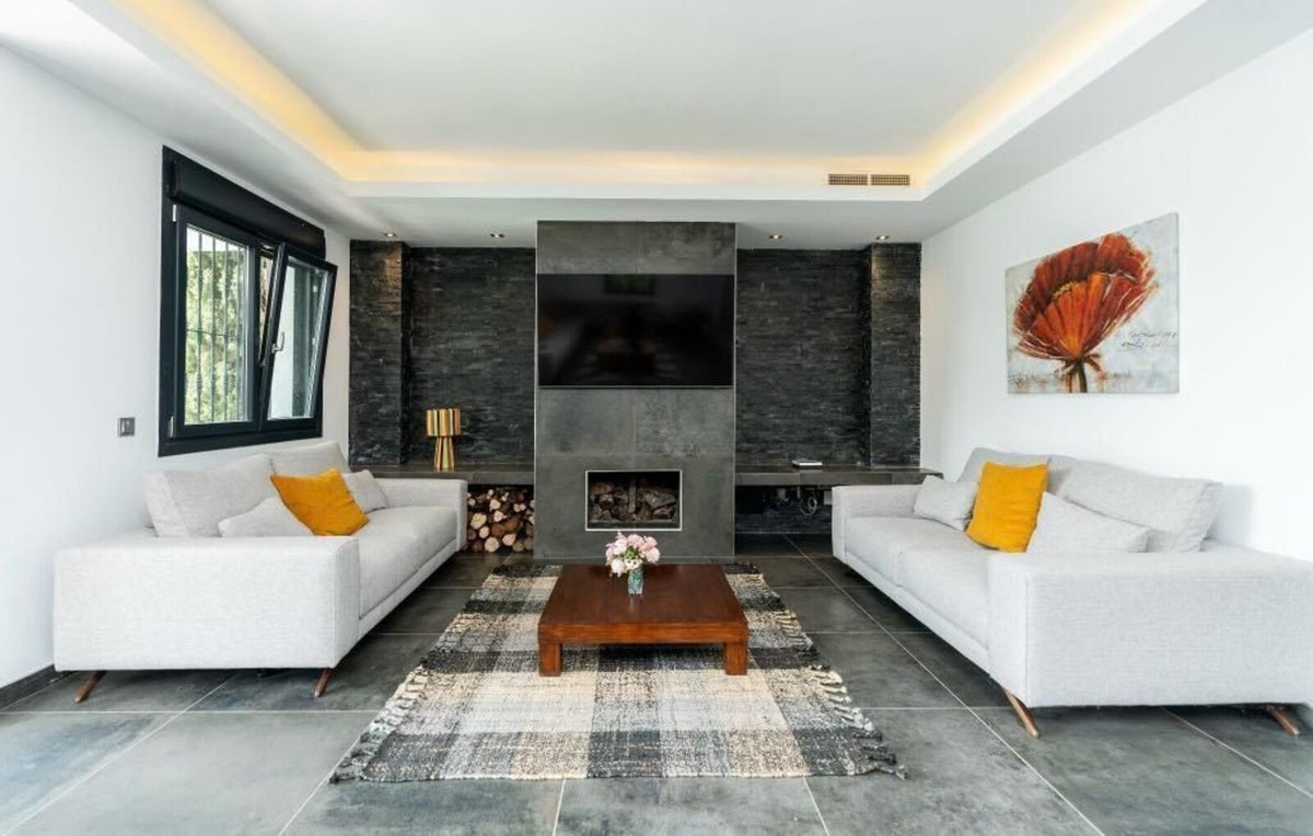 Huis te koop in Nueva Andalucía | 6 slaapkamers H5271499