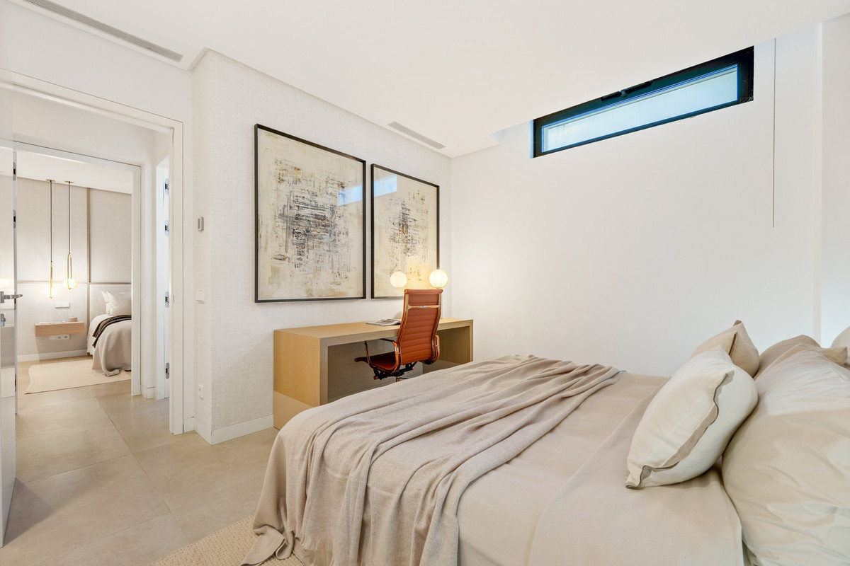 Huis te koop in Nueva Andalucía | 5 slaapkamers H5285731