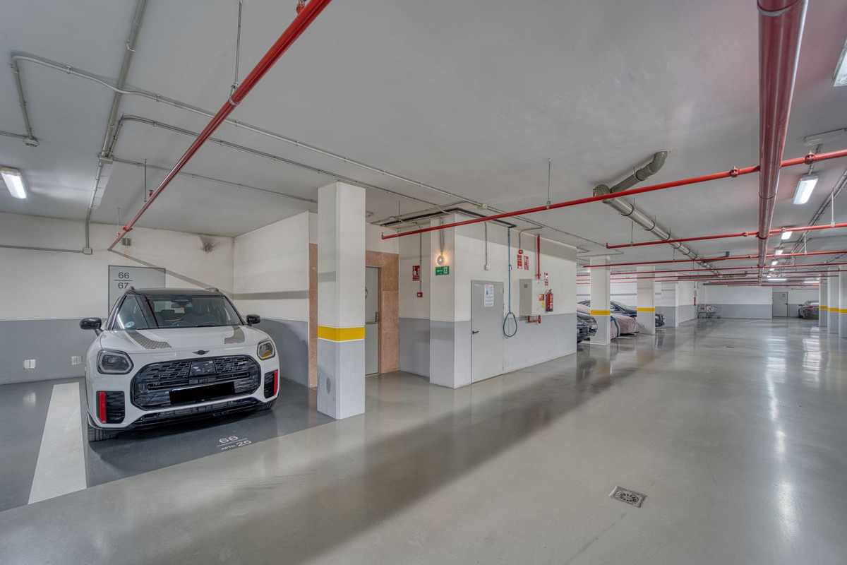 Appartement te koop in Nueva Andalucía | 2 slaapkamers H5286403