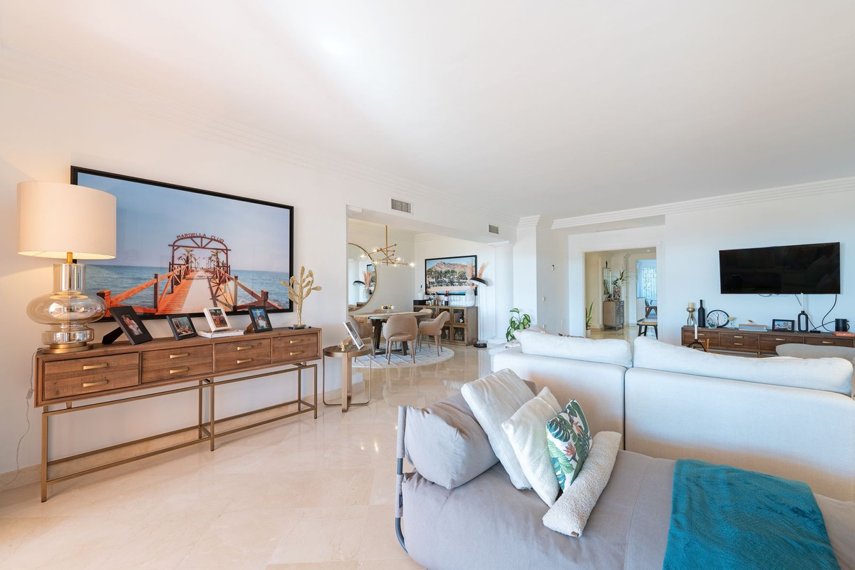 Appartement te koop in Nueva Andalucía | 3 slaapkamers H5288830