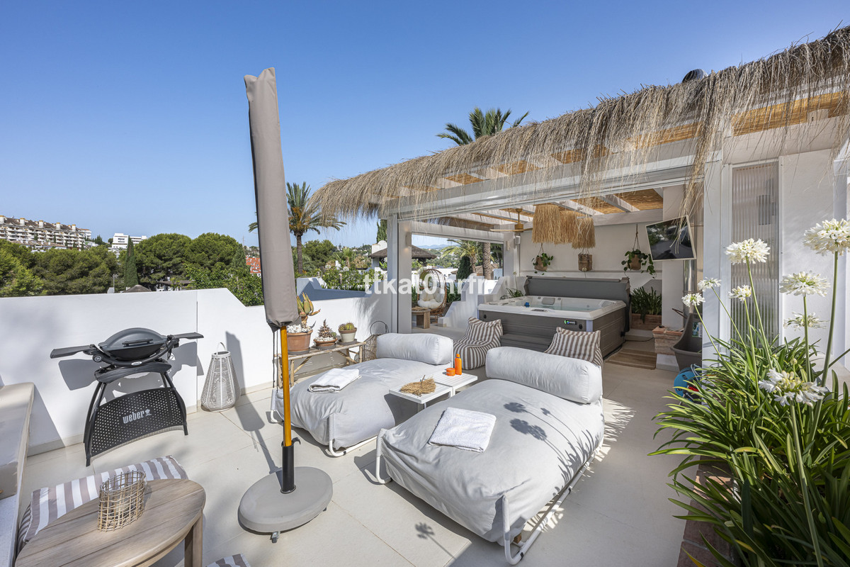 Huis te koop in Nueva Andalucía | 4 slaapkamers H5289748