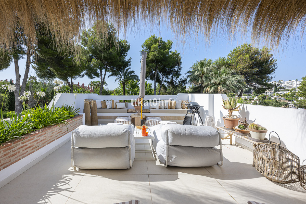 Huis te koop in Nueva Andalucía | 4 slaapkamers H5289748