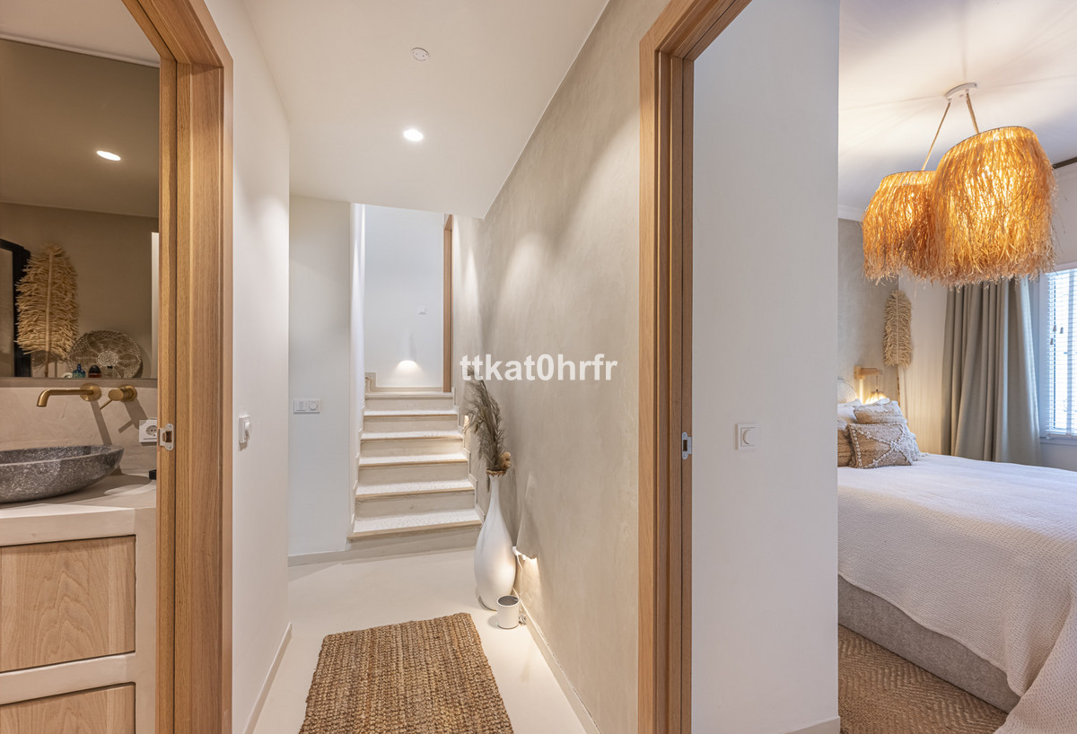 Huis te koop in Nueva Andalucía | 4 slaapkamers H5289748