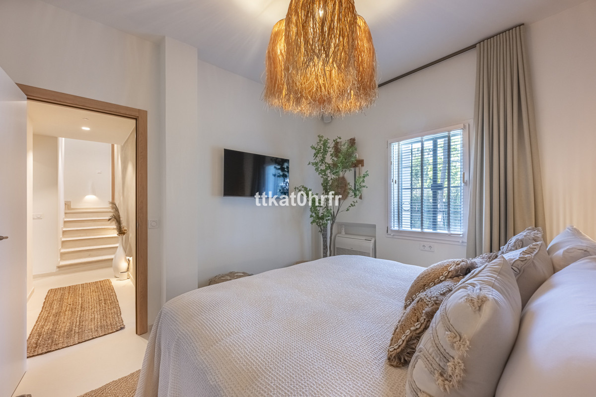 Huis te koop in Nueva Andalucía | 4 slaapkamers H5289748