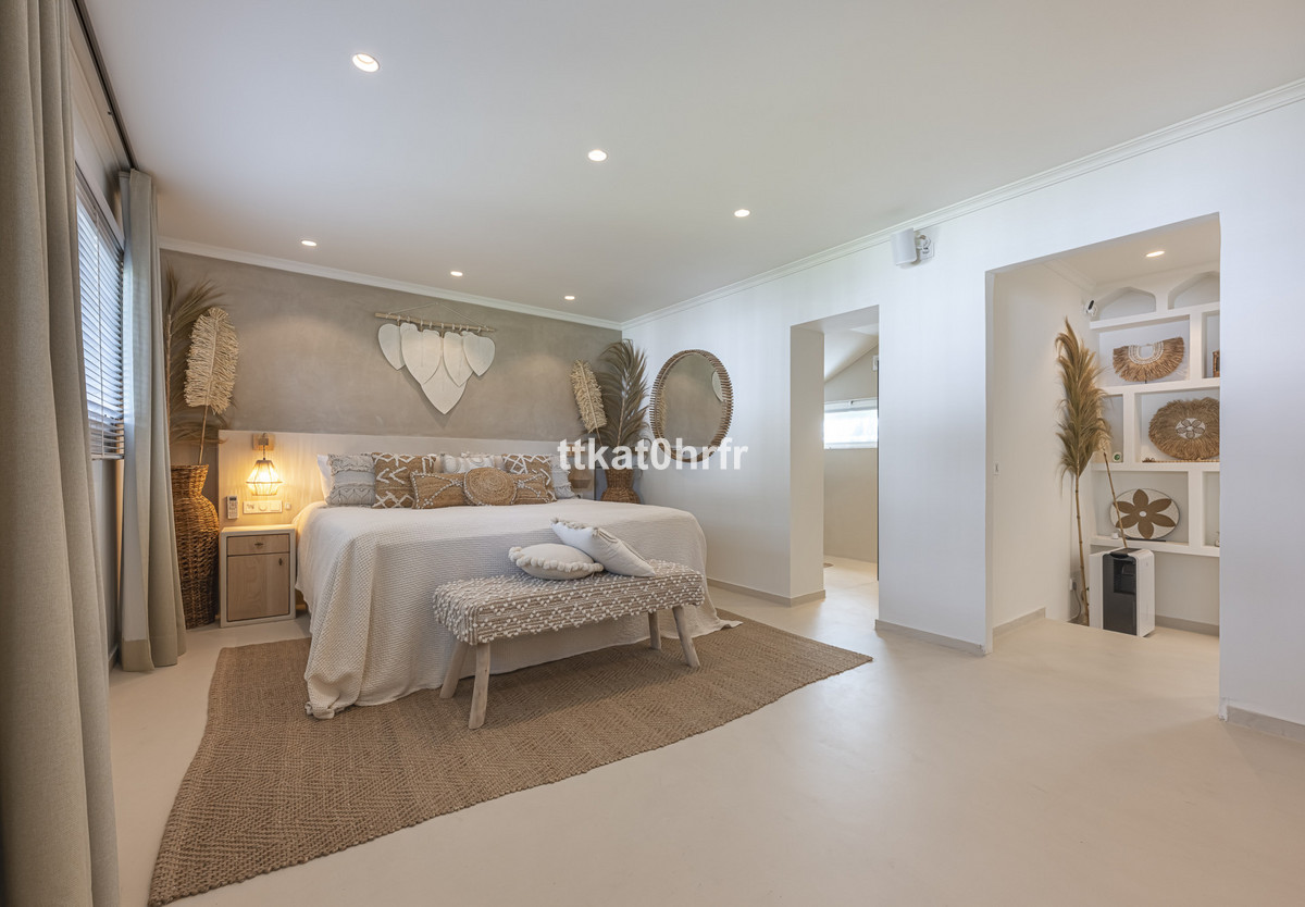 Huis te koop in Nueva Andalucía | 4 slaapkamers H5289748