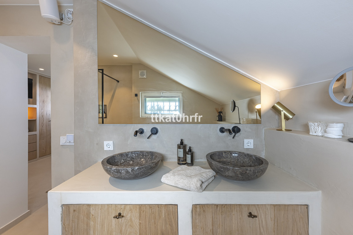 Huis te koop in Nueva Andalucía | 4 slaapkamers H5289748