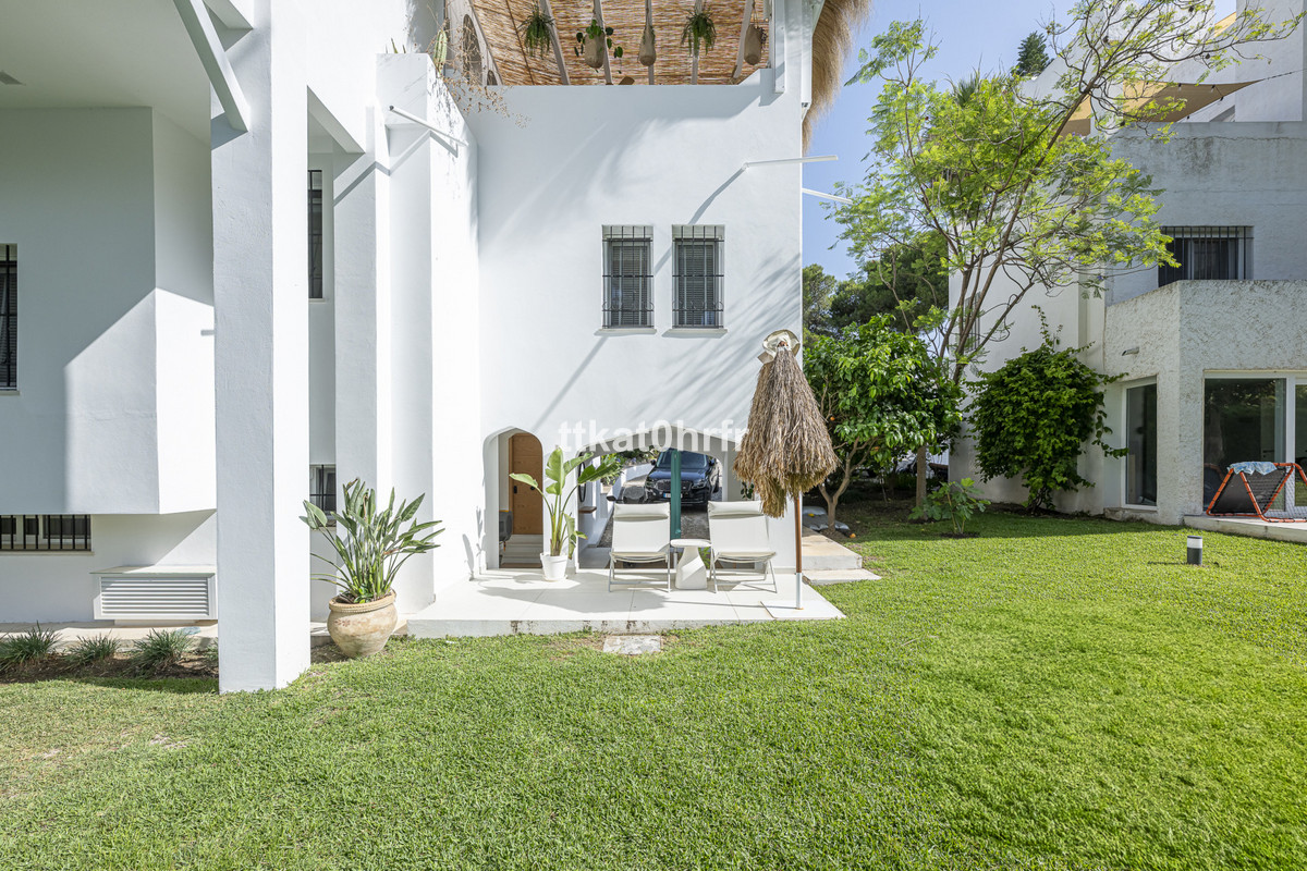 Huis te koop in Nueva Andalucía | 4 slaapkamers H5289748