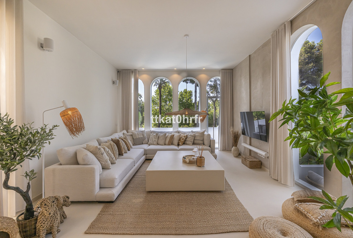 Huis te koop in Nueva Andalucía | 4 slaapkamers H5289748