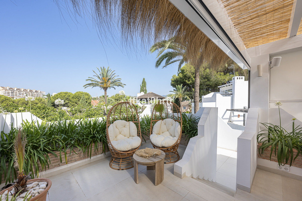 Huis te koop in Nueva Andalucía | 4 slaapkamers H5289748