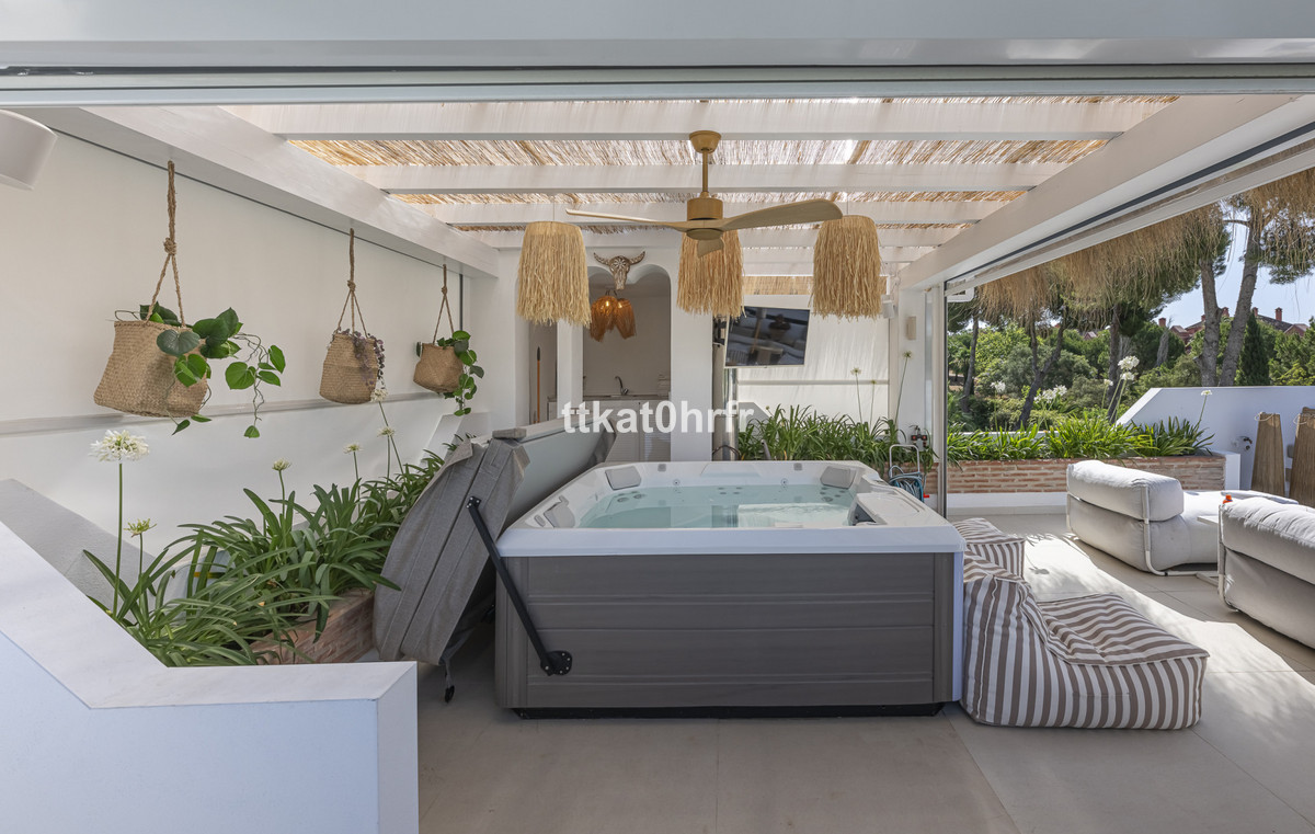 Huis te koop in Nueva Andalucía | 4 slaapkamers H5289748