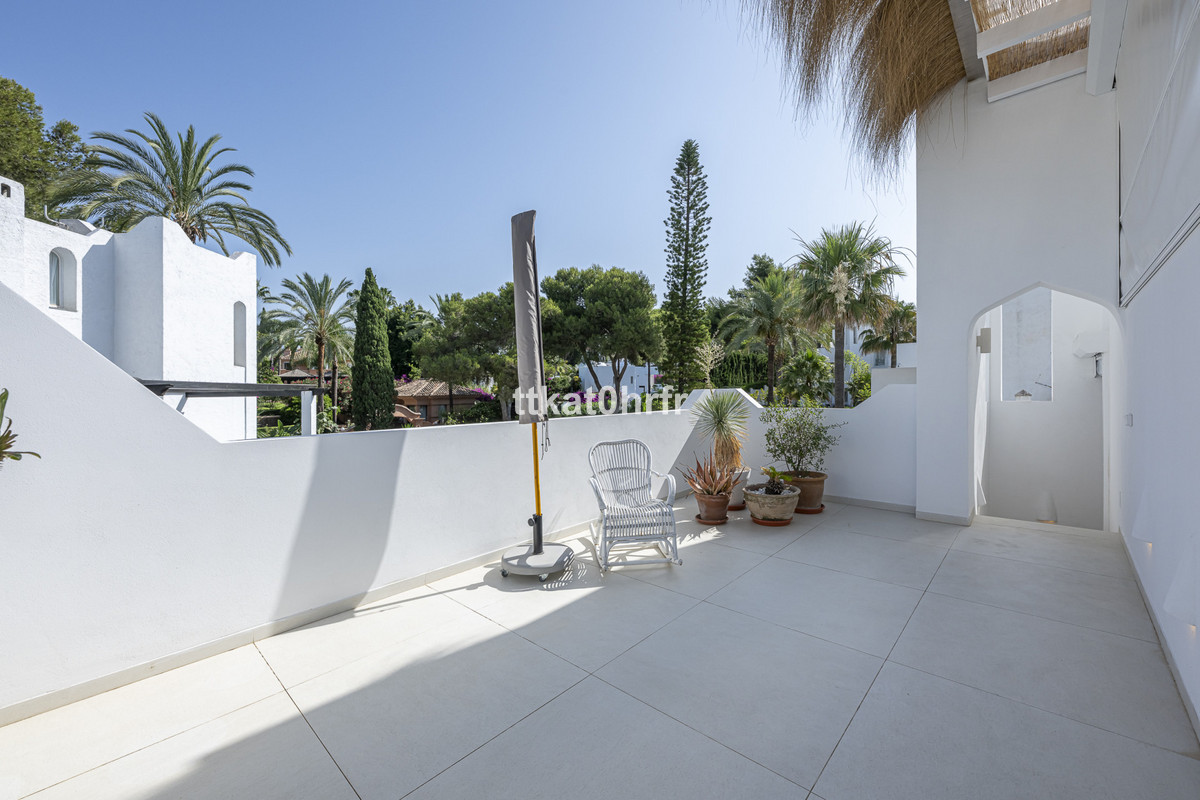 Huis te koop in Nueva Andalucía | 4 slaapkamers H5289748