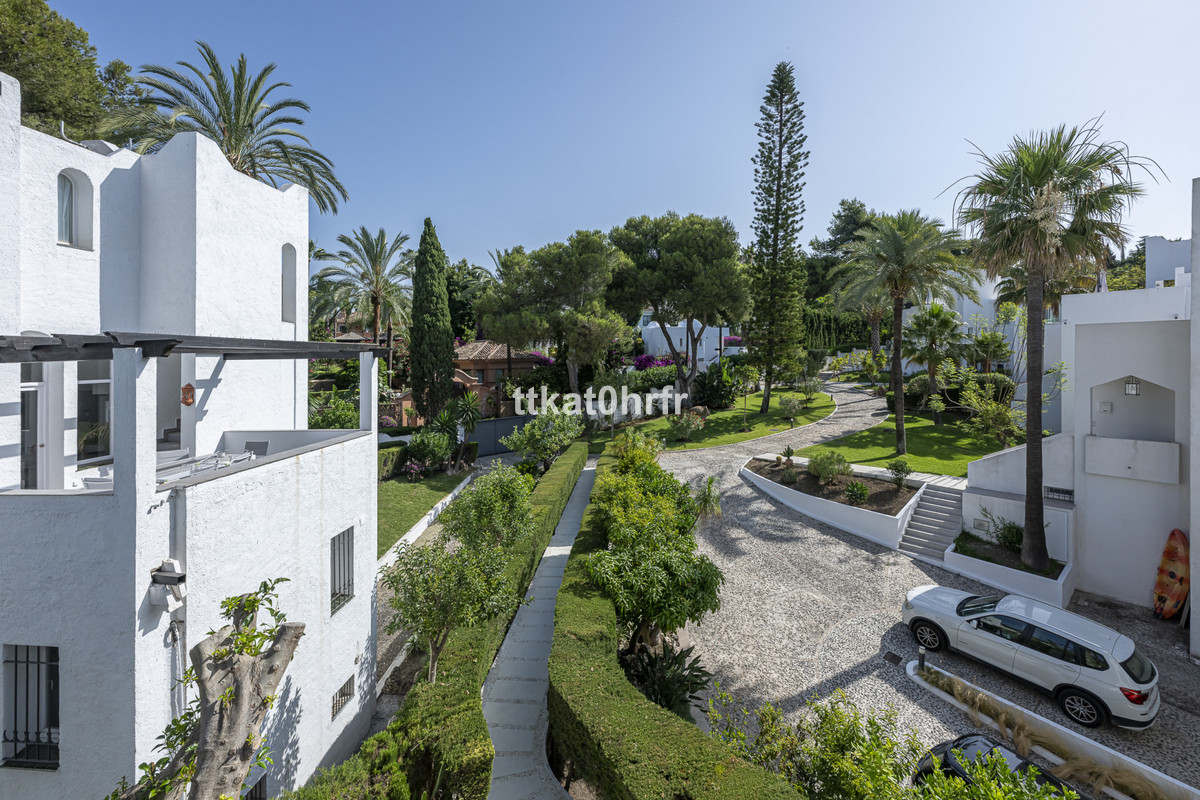 Huis te koop in Nueva Andalucía | 4 slaapkamers H5289748