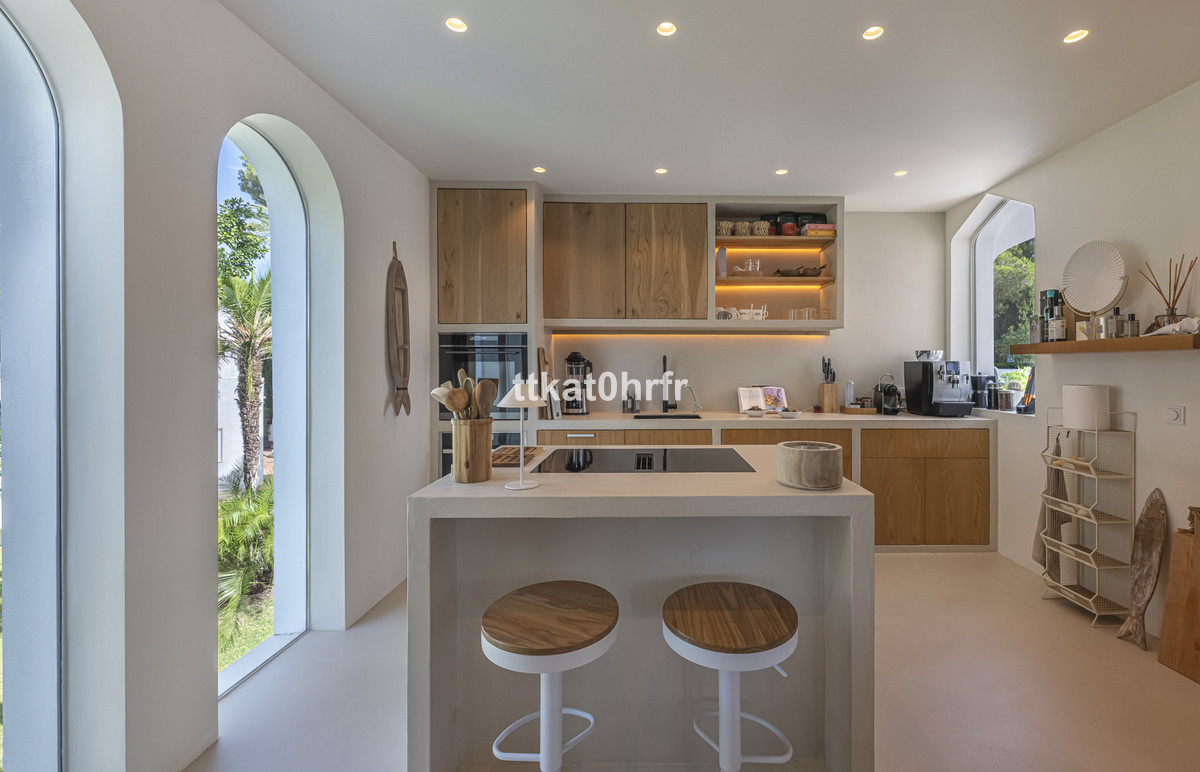 Huis te koop in Nueva Andalucía | 4 slaapkamers H5289748