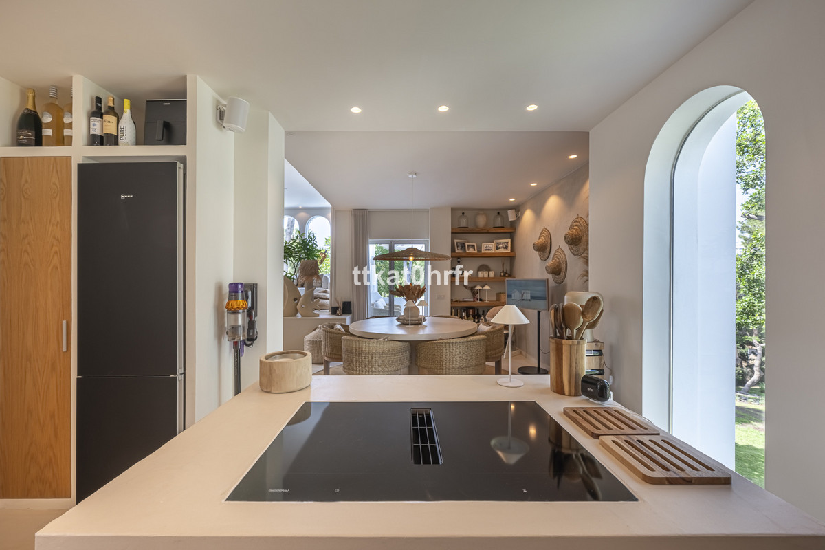 Huis te koop in Nueva Andalucía | 4 slaapkamers H5289748