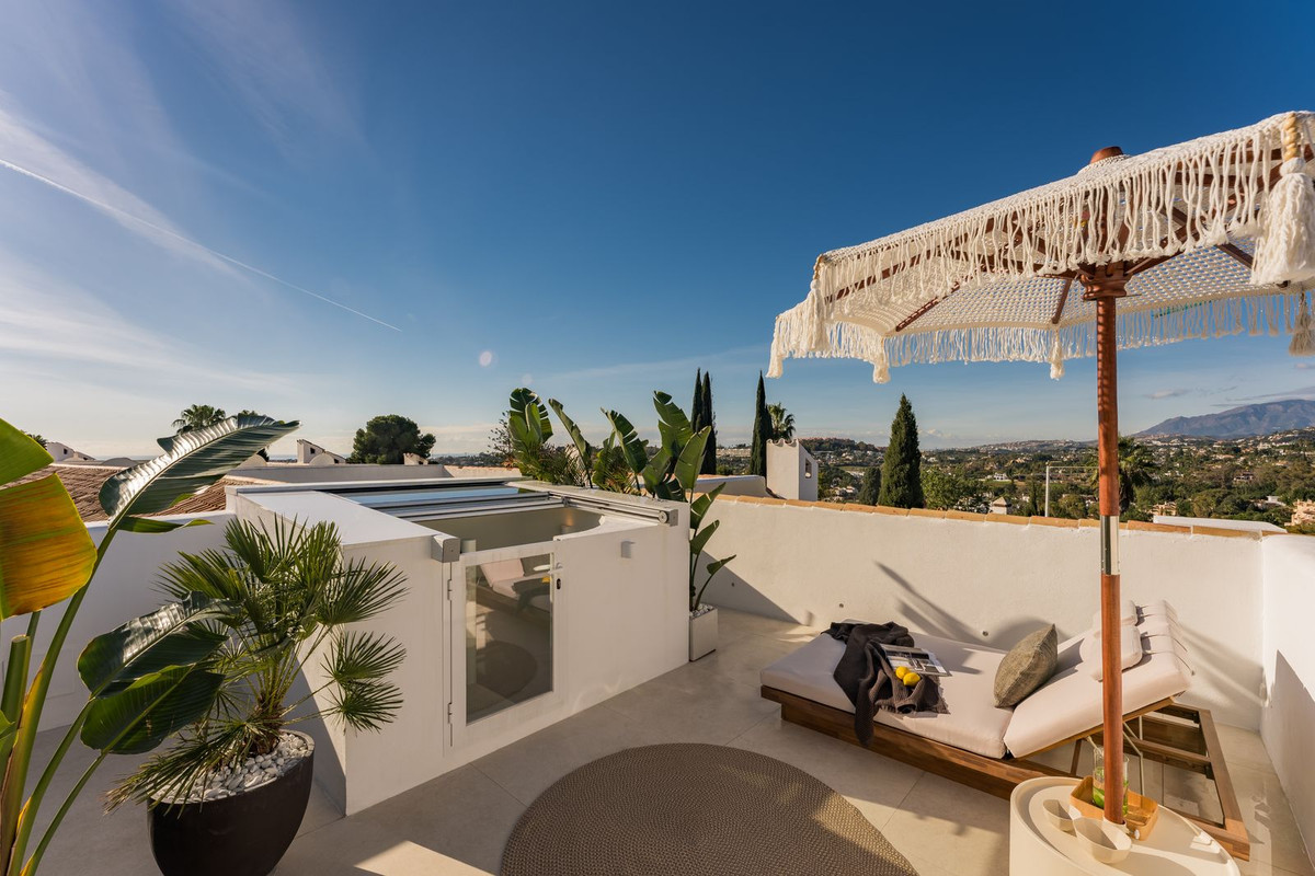 Huis te koop in Nueva Andalucía | 4 slaapkamers H5292898