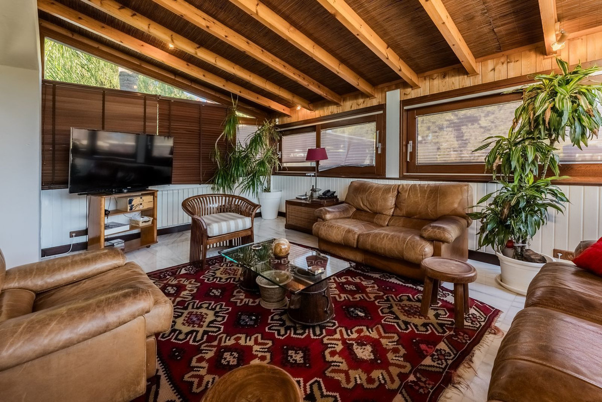 Huis te koop in Nueva Andalucía | 7 slaapkamers H5299354