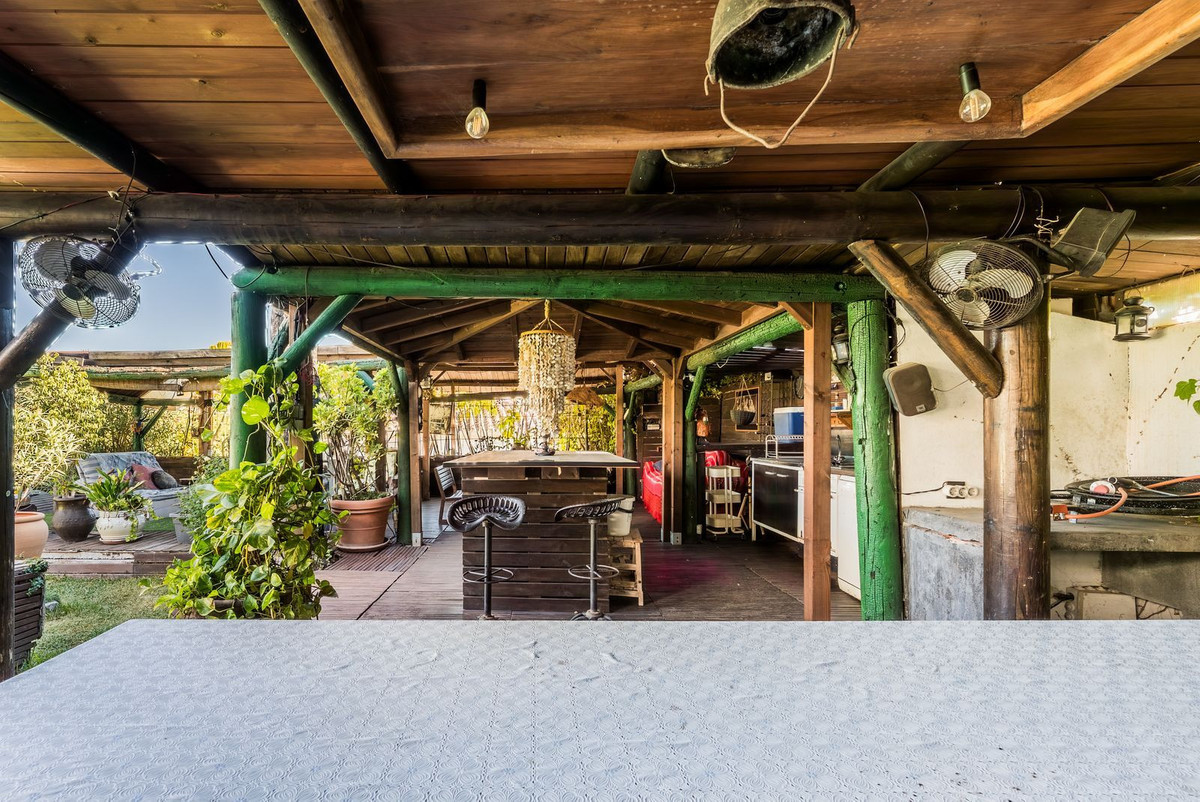 Huis te koop in Nueva Andalucía | 7 slaapkamers H5299354