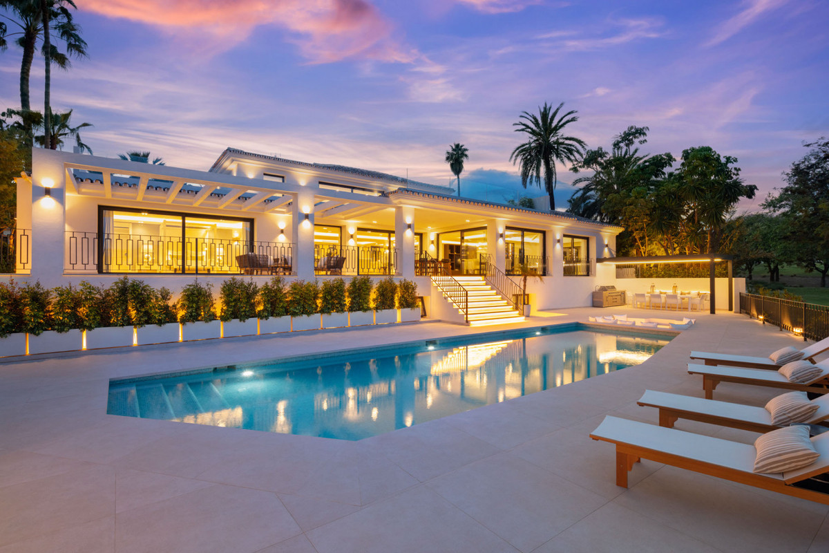 Huis te koop in Nueva Andalucía | 5 slaapkamers H5305297