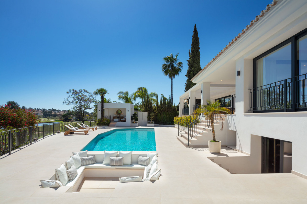 Huis te koop in Nueva Andalucía | 5 slaapkamers H5305297