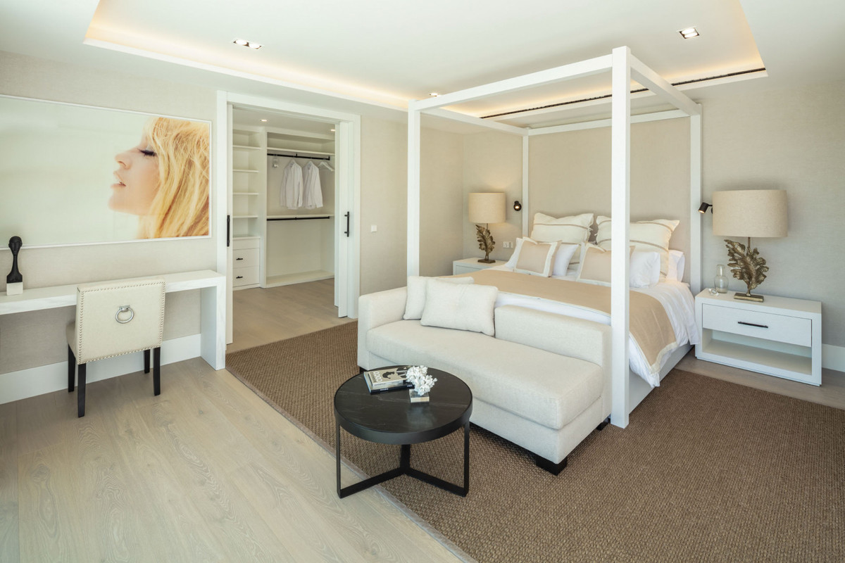 Huis te koop in Nueva Andalucía | 5 slaapkamers H5305297